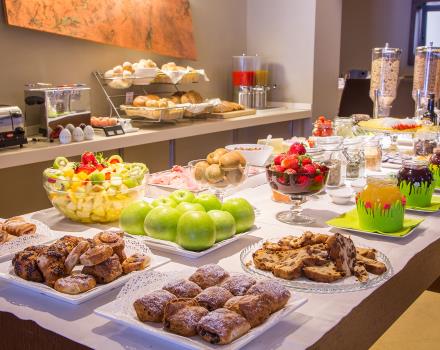 The rich breakfast buffet at the Hotel Metropoli in Genoa