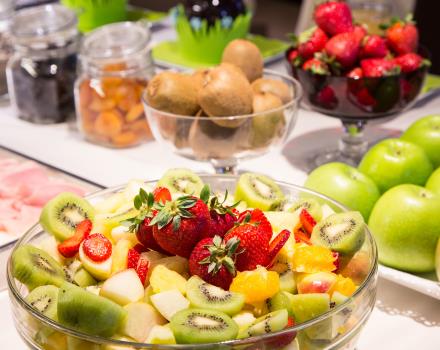 Best Western hotel Metropoli: frutta fresca nel buffet della colazione