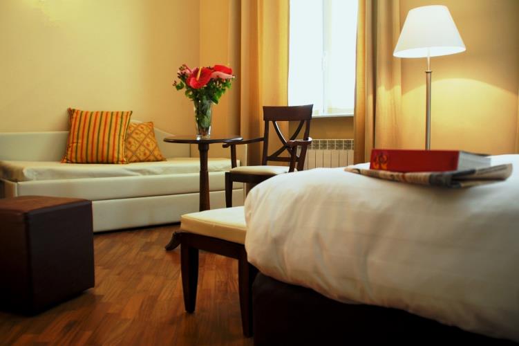 Camera Tripla Superior - Hotel Metropoli Genova Camera Tripla Superior - Hotel Metropoli Genova